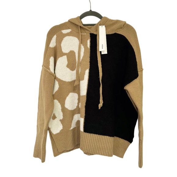 AQUA COLOR BLOCK ANIMAL HOODIE, NWT - Picture 2 of 3